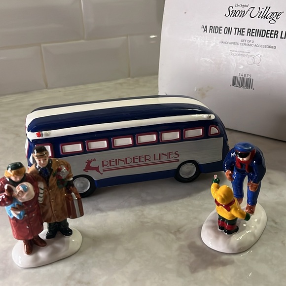 Dept 56 A Ride on the Reindeer Lines Set of 3 Figures Snow Village #54875 w/box - Picture 5 of 14
